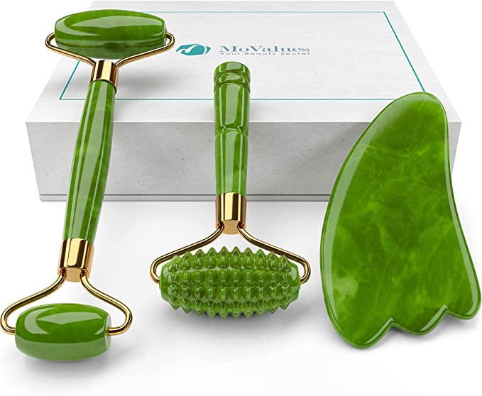 Beauty Tool Set | Gift Ideas for Teens: The 40+ Best Gifts for Teenagers | Basic Housewife